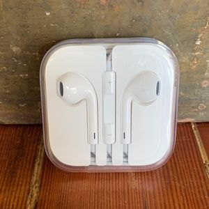 Apple EarPods 3.5 mm Headphons Plug
